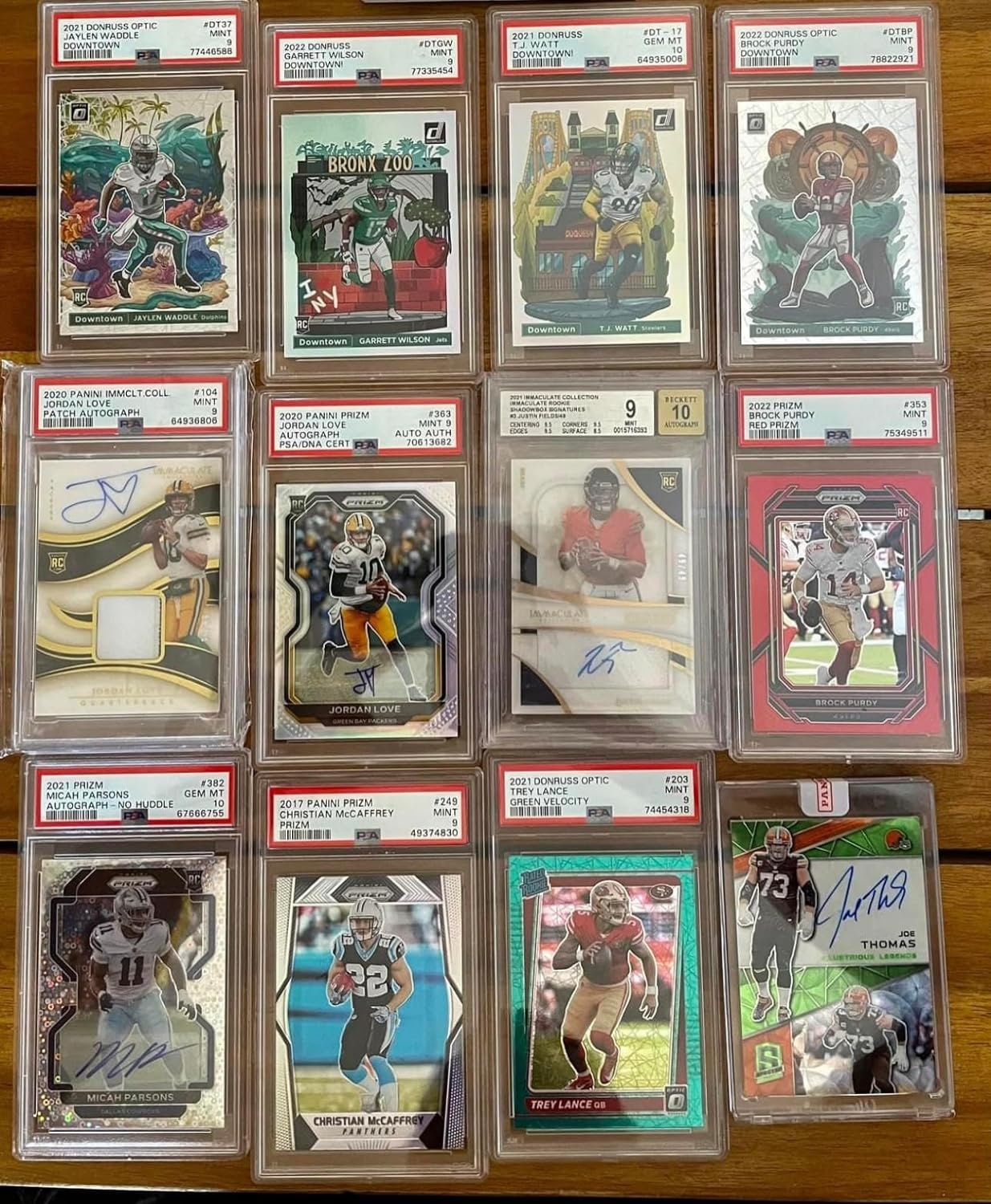 graded cards football GRADED CARD Guaranteed - NFL Football Hot Pack - 10 Cards